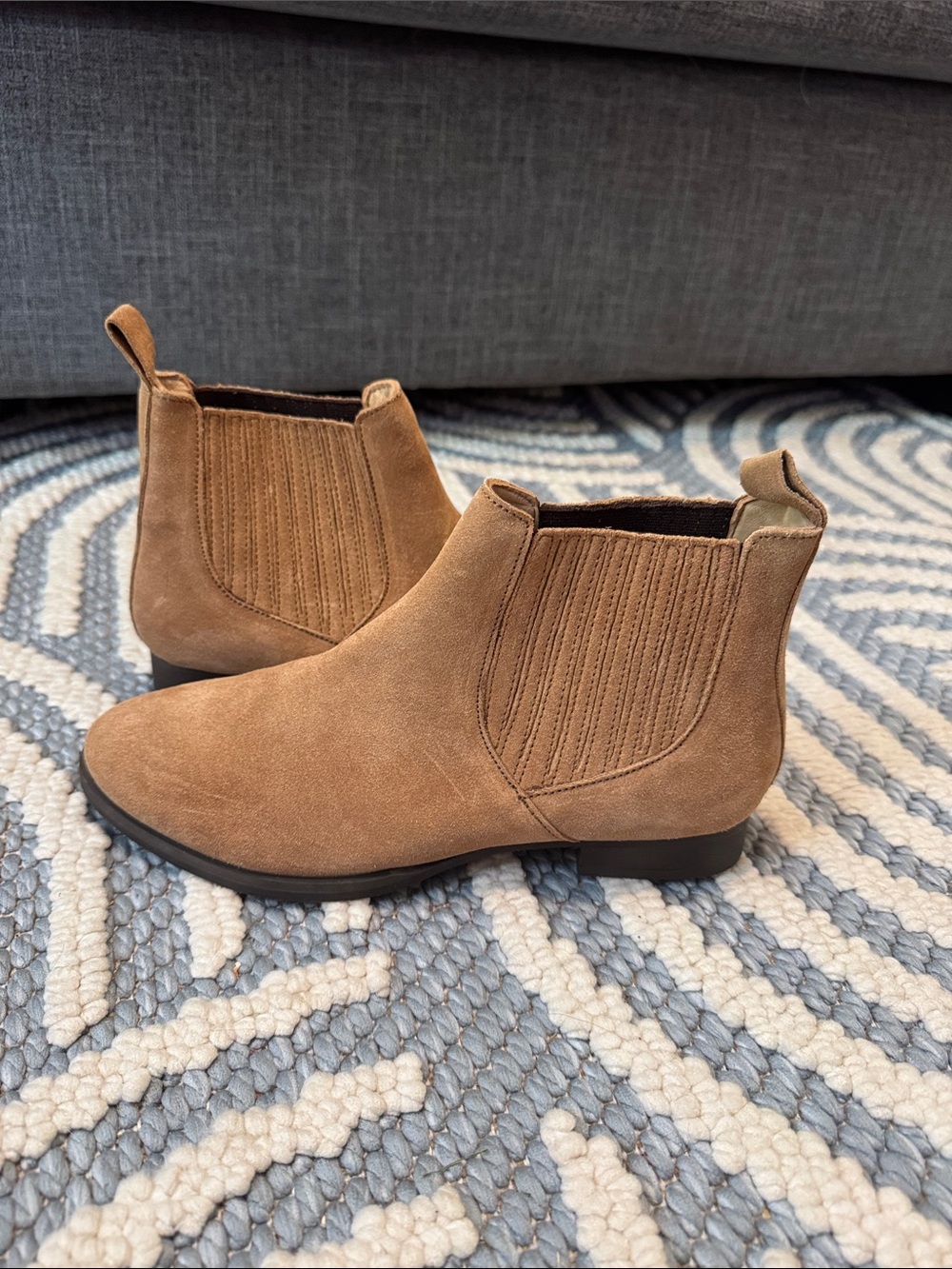 Jack Rogers Pippa Suede Chelsea Ankle Boots Camel Tan Size 7